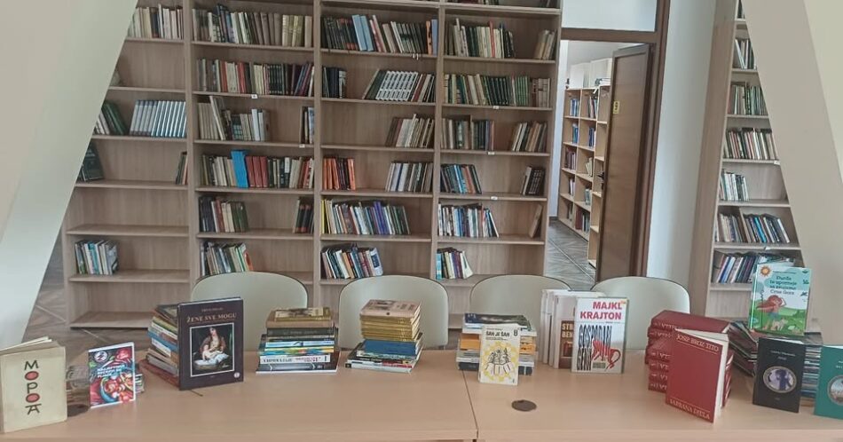Vrijedan poklon Narodnoj biblioteci „Mihailo Miho Vuković”